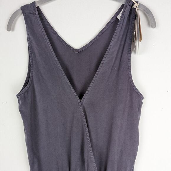 Tentree Blakely Short Tencel Jumpsuit Romper in Periscope Grey Size Small NWT - Picture 3 of 11